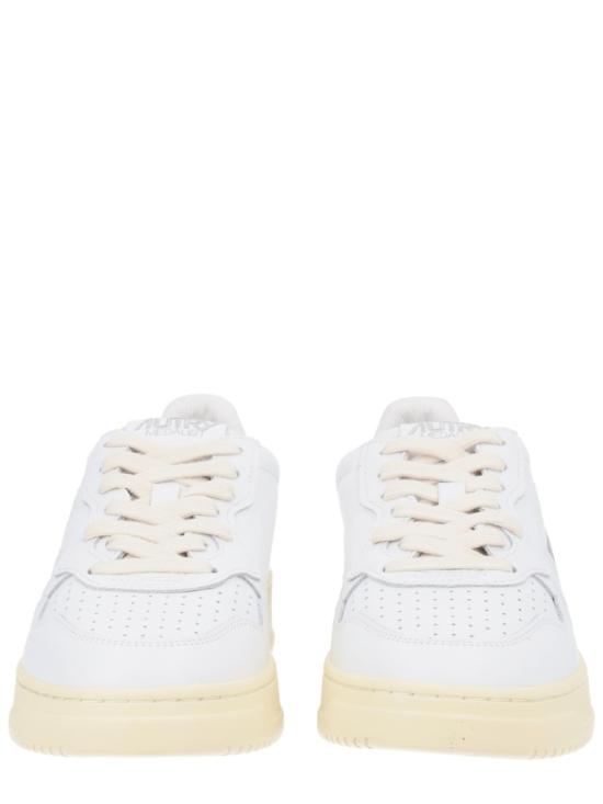 26SS 오트리 메달리스트 로우 레더 스니커즈 AULW LL09 White - AUTRY