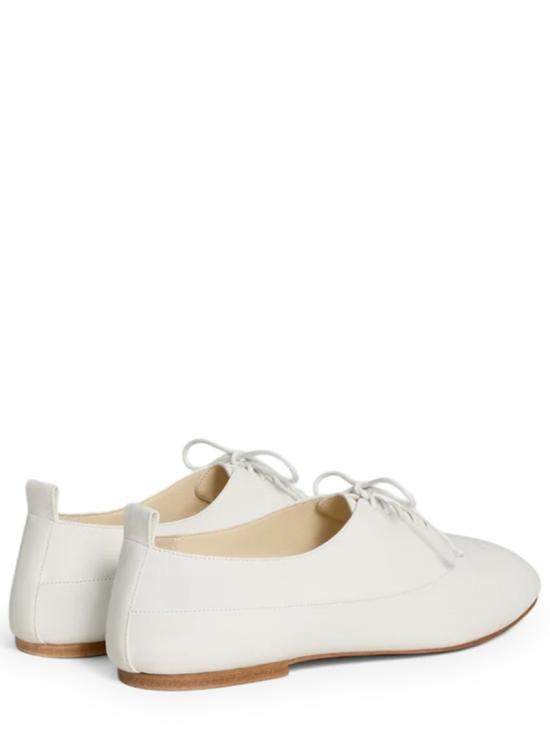  셀린느 리즈 퍼포레이티드 트리옹프 리슐리우 로퍼 365295175C 01HT White - CELINE