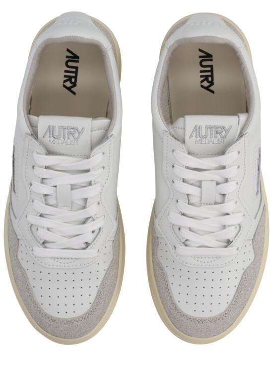 26SS 오트리 메달리스트 로우 레더 스니커즈 AULW PK01 Neutrals - AUTRY