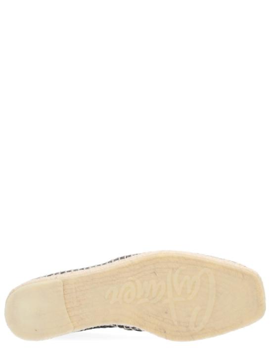 26SS 까스따네르 로퍼 026003 100 NEGRO Black - CASTANER