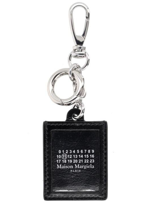 26SS 마르지엘라 키링 SA1VL0058 P8831T8013 Black