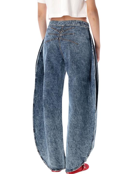 26SS 알라이아 페탈 데님 팬츠 AA9P0253T535C 524 BLUE NEIGE - ALAIA