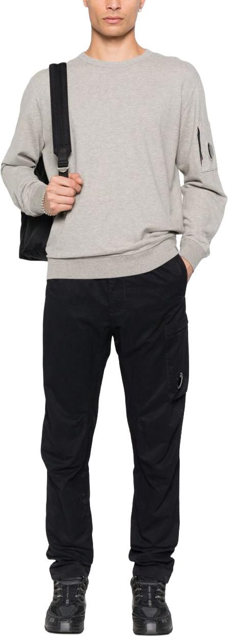 26SS 씨피 컴퍼니 라이트 플리스 크루넥 스웨트셔츠 RCCMSS711A002246GM94 LICHTGREY - C.P. COMPANY