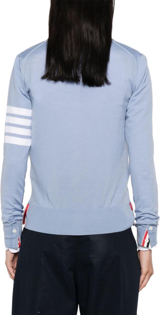 26FW 톰브라운 파인 메리노 울 4바 릴렉스 핏 가디건 FKC334AY1014482 LICHTBLUE - THOM BROWNE