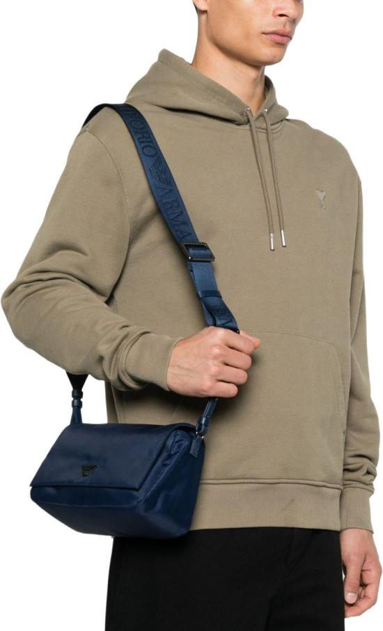 26SS 엠포리오 아르마니 숄더백 EM001806AF13454UB130 NAVY - EMPORIO ARMANI