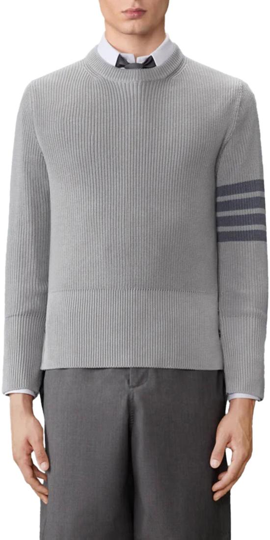 26SS 톰브라운 스웨터 GARMENTDYECARDIGANSTITCHCLASSICCREWNECKPULLOVERINCOTTONWTONAL4BARSTRIPE55 LICHTGREY - THOM BROWNE