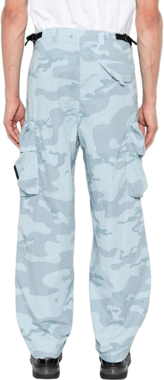 26SS 스톤 아일랜드 팬츠 FADEDCAMORIPSTOPTCTROUSERSPOWDERBLUEL1S153100036S00E9V004A LICHTBLUE - STONE ISLAND