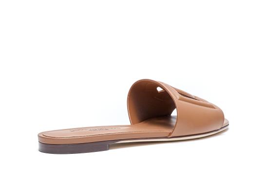 26FW 돌체앤가바나 DG 로고 카프스킨 슬리퍼 CQ0436 AY32981236 Brown - DOLCE & GABBANA