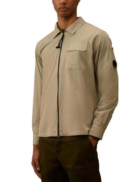 26SS 씨피 컴퍼니 오가닉 개버딘 지퍼 렌즈 오버셔츠 20CMOS156A110143G904 Brown - C.P. COMPANY