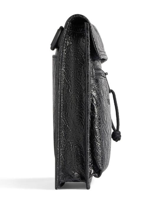 26FW 발렌시아가 익스플로러 스몰 파우치 로고 스트랩 655982 1VG7X 1090 BLACK - BALENCIAGA