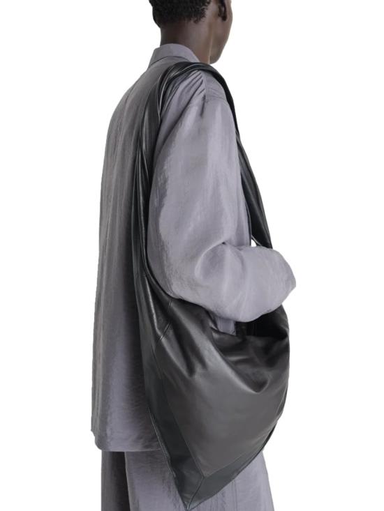26SS 르메르 샤이니 나파 레더 스카프 백 BG0157 LL0075MU096 Brown - LEMAIRE