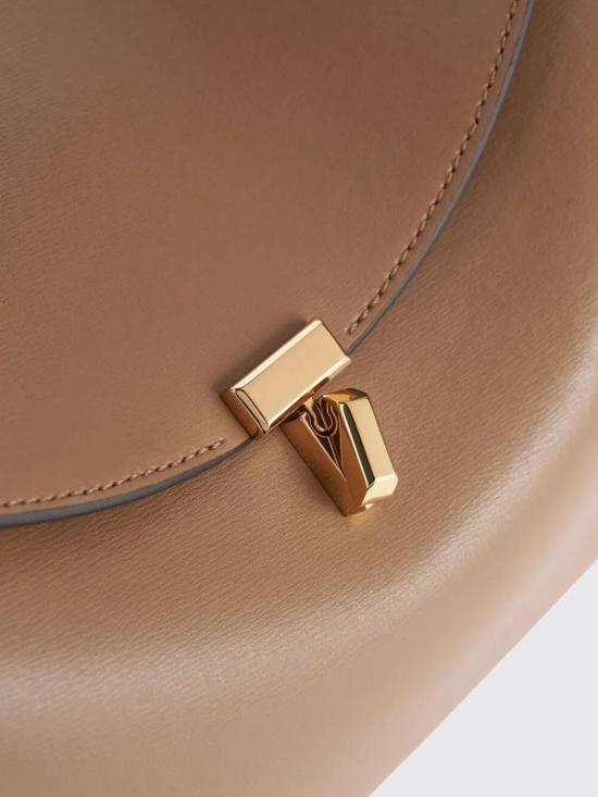 26FW 토템 토트백 234WAL956LE0025 033 Camel - TOTEME
