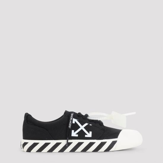 26FW 오프화이트 스니커즈 M2APC9F001 BLACK WHITE