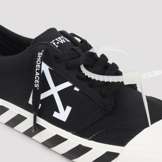 26FW 오프화이트 스니커즈 M2APC9F001 BLACK WHITE - OFF WHITE