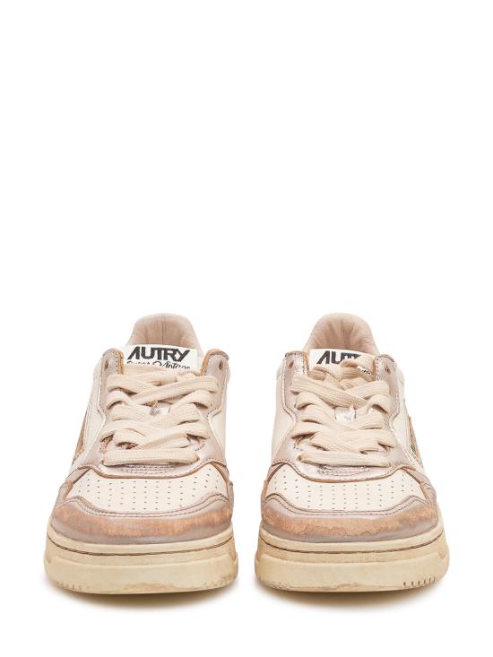 26SS 오트리 슈퍼 빈티지 메달리스트 로우 레더 스니커즈 AVLW MT10 METAL LEAT SILV PLAT - AUTRY