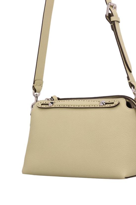 26SS 펜디 바이 더 웨이 소프트 미디움 백 8BL155ASU2 - FENDI