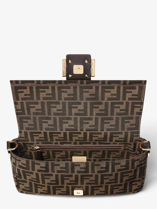 26SS 펜디 FF 자카드 패브릭 바게트 백 8BR600AFPM F1GL7 Marrone - FENDI