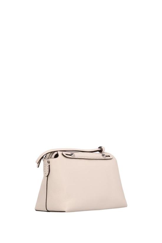 26SS 펜디 바이 더 웨이 소프트 미디움 백 8BL155ASU2 - FENDI
