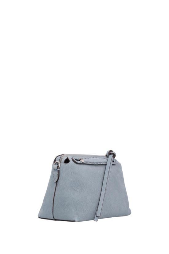 26FW 펜디 바이 더 웨이 소프트 미디움 백 8BL155AVTB - FENDI