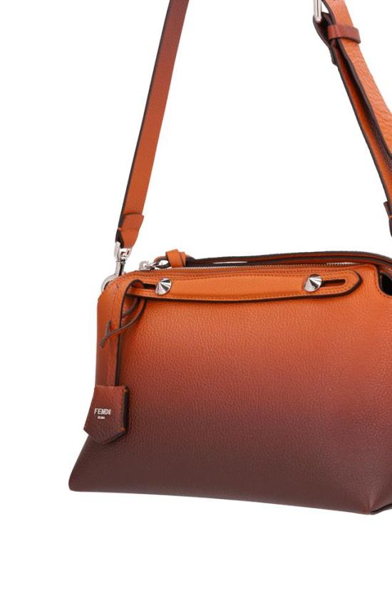 26FW 펜디 바이 더 웨이 소프트 미디움 백 8BL155AYD2 - FENDI