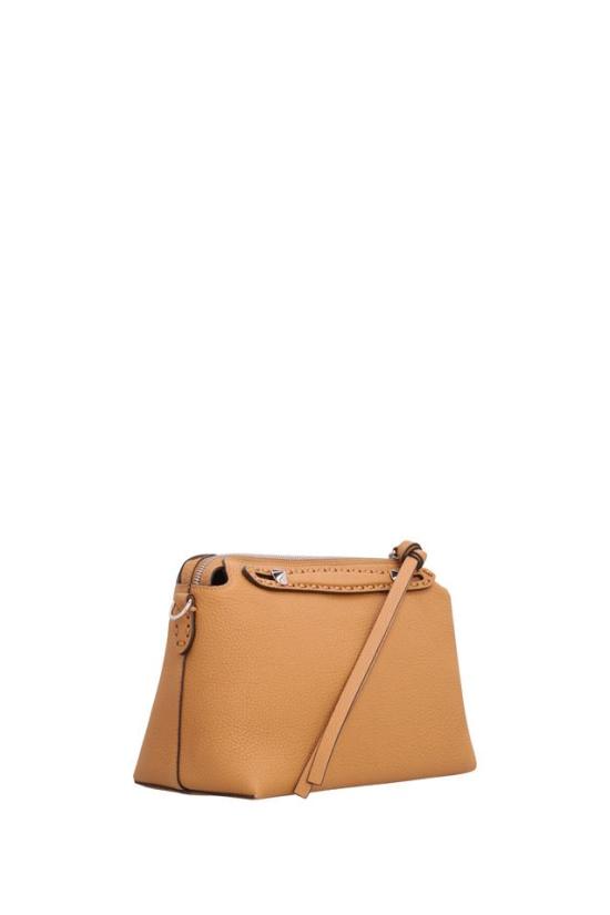 26FW 펜디 바이 더 웨이 소프트 미디움 백 8BL155ASU2 - FENDI