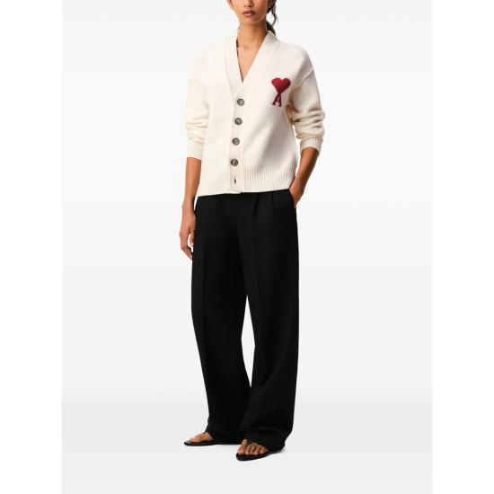 26SS 아미 하트 로고 인타르시아 V넥 가디건 UKC367 018 154 NEUTRALS - AMI