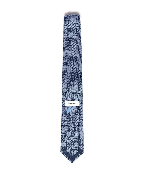 26SS 살바토레 페라가모 넥타이 350948768527001 Dark Blue - SALVATORE FERRAGAMO