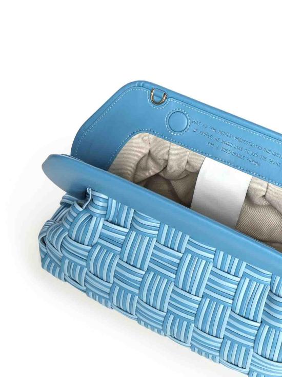 26SS 더모아레 클러치/파우치 TMB00OIVF4143B Light Blue - THEMOIRE