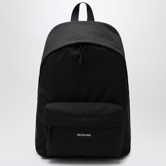 26FW 발렌시아가 로고 패치 익스플로러 백팩 5032212VZ37 Black