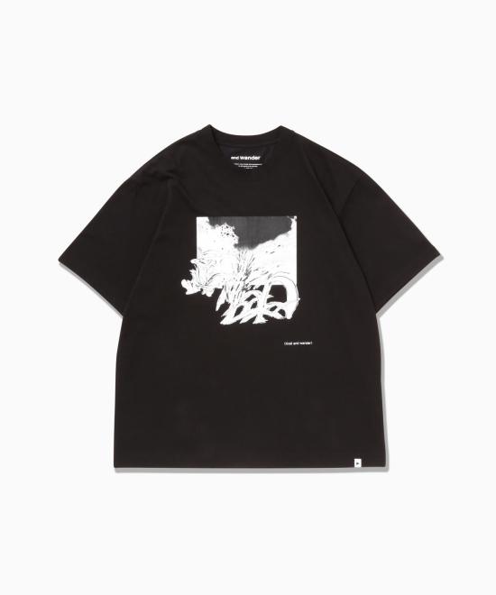 26SS 앤드원더 반팔 티셔츠 5746184082 010 BLACK DOM
