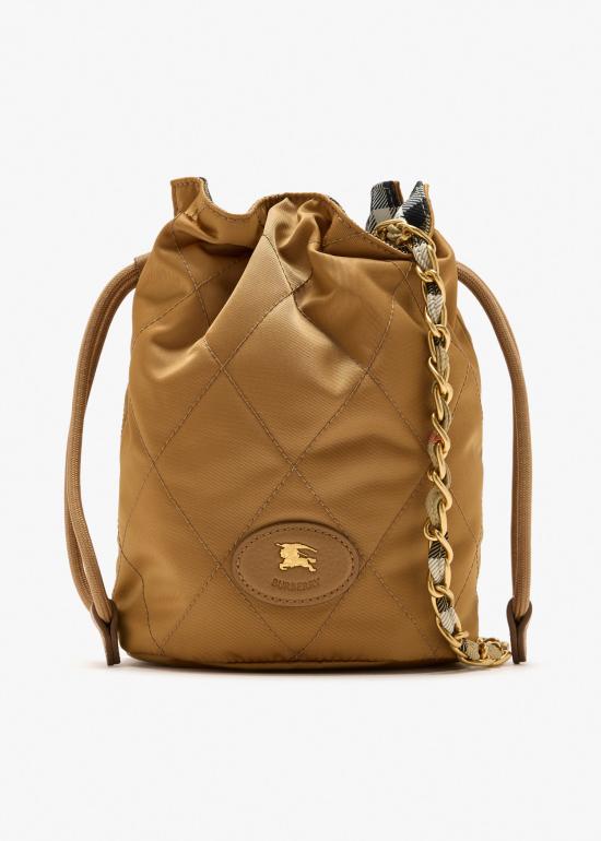 26SS 버버리 리버시블 홀스슈 체인 파우치 8121348 TEAK BROWN DOM
