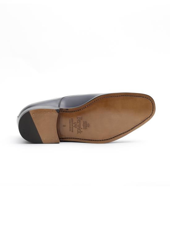 26SS 버윅 드레스 슈즈 5217HO293 NEGRO NERO - BERWICK