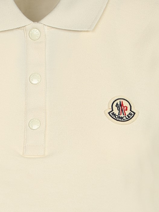 26SS 몽클레어 로고 패치 코튼 피케 폴로 셔츠 8A00004 84720 034 White - MONCLER