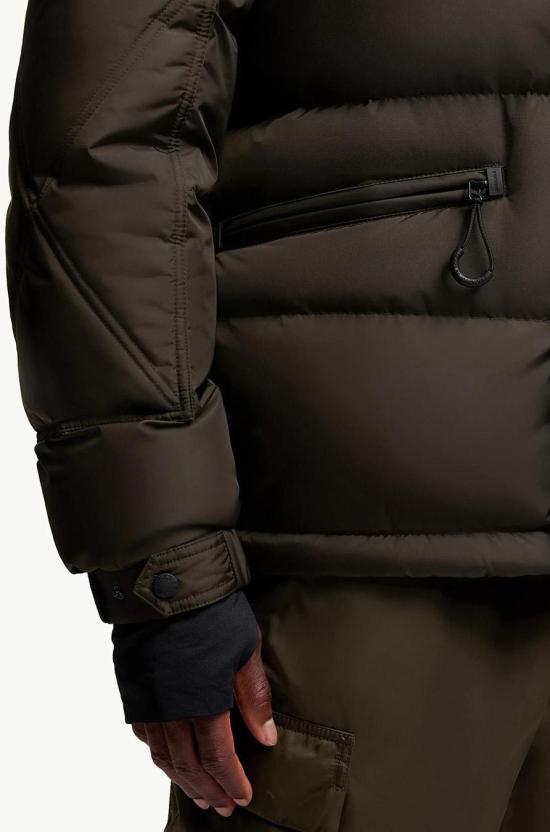 25FW 몽클레어 카산카 후드 다운 자켓 1A00023595JN832 DONKERGREEN - MONCLER