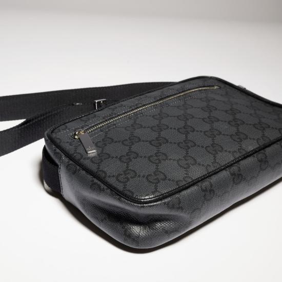 26FW 구찌 크로스백 876494FAF9R1000 Black - GUCCI