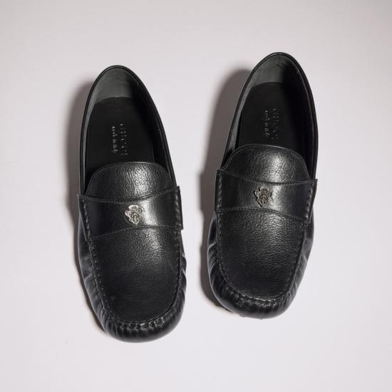 26FW 구찌 로퍼 876323AAGG11000 Black - GUCCI