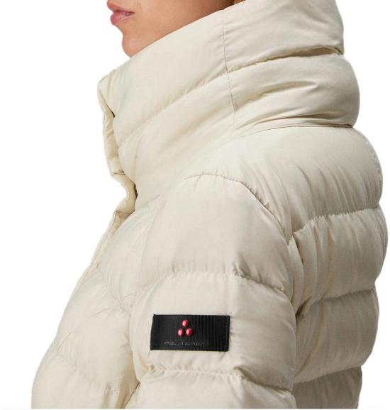 25FW 페트레이 솝착 MQN 03 하이칼라 슬림핏 롱 다운 재킷 PED545601181967983 BEIGE - PEUTEREY
