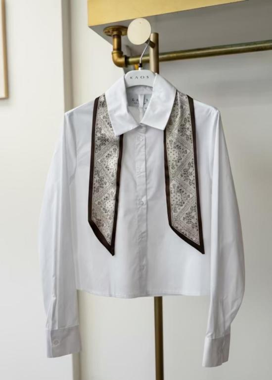  카오스 긴팔 셔츠 Kaos Camicia 스카프  화이트