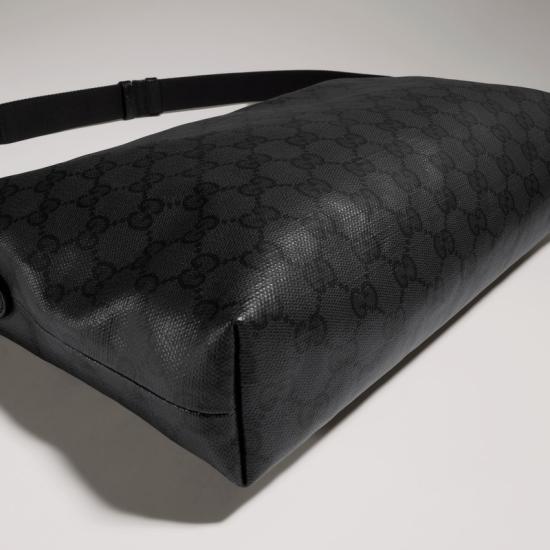 26FW 구찌 크로스백 A002KXFAF8R1000 Black - GUCCI