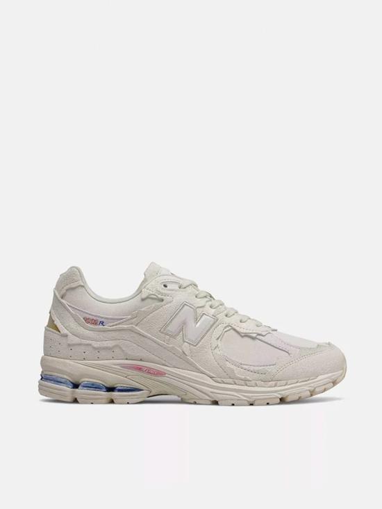 26SS 뉴발란스 스니커즈 NM2002RDC WHITE