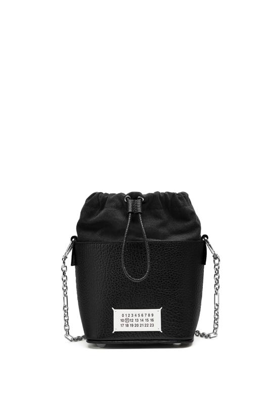 26FW 마르지엘라 미니 5AC 로고 패치 버킷백 S61WG0035P4348 T8013 BLACK