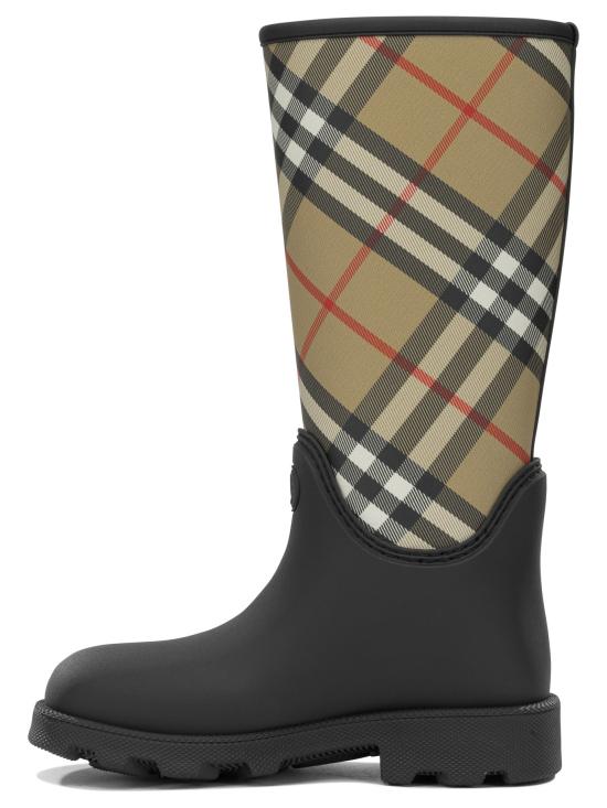 26FW 버버리 러버 마쉬 스탬프 하이 부츠 8111677 Black - BURBERRY