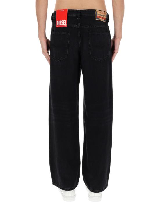 26FW 디젤 2001 D 매크로 릴렉스 핏 데님 팬츠 A1159809P09 02 BLACK - DIESEL