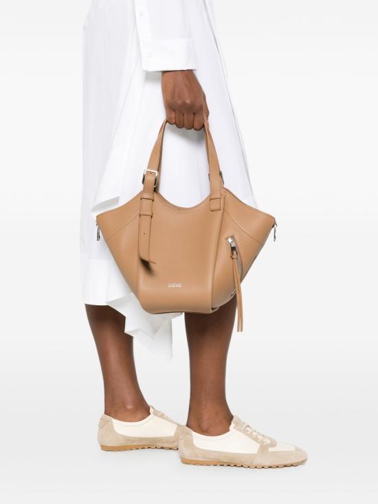 26FW 로에베 클래식 카프스킨 해먹 플립 백 A538HHB X079579 BROWN - LOEWE