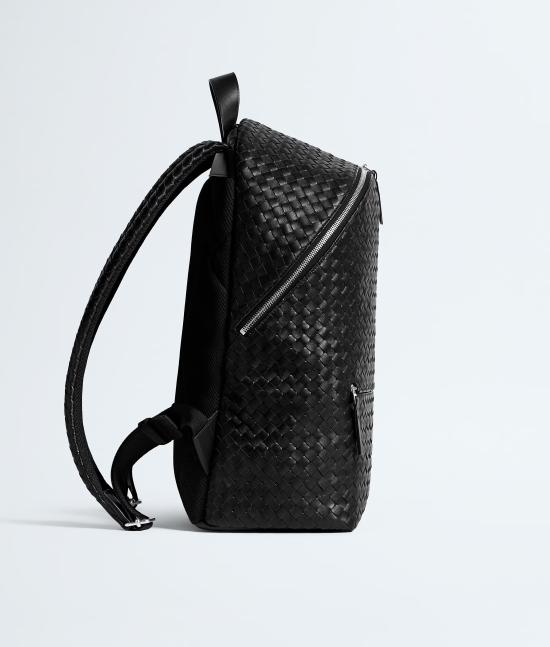 26FW 보테가베네타 백팩 876359V4RT31208 Black - BOTTEGA VENETA
