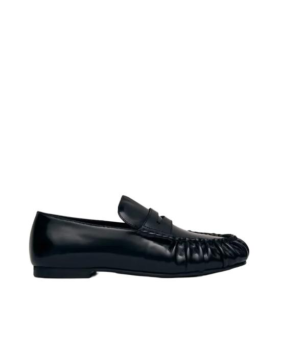 26FW 알로하스 플랫 슈즈 3721864 Black