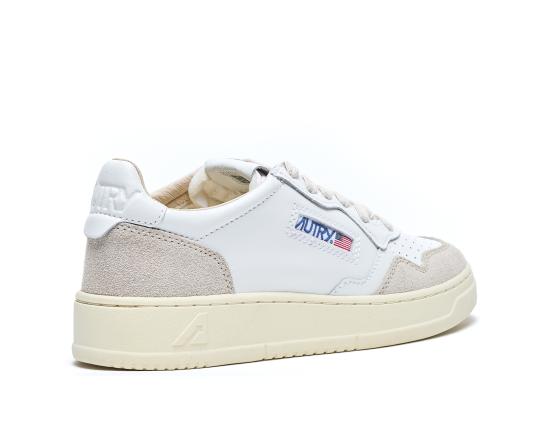 26FW 오트리 핑크 스웨이드 메달리스트 AULW LS33 WHITE - AUTRY