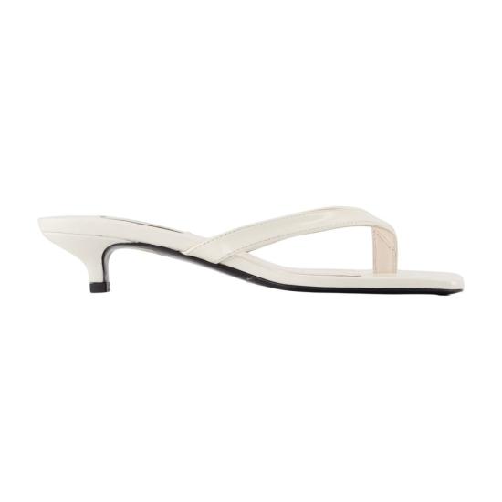 26FW 토템 샌들 262WAS1010LE0046059 WHITE