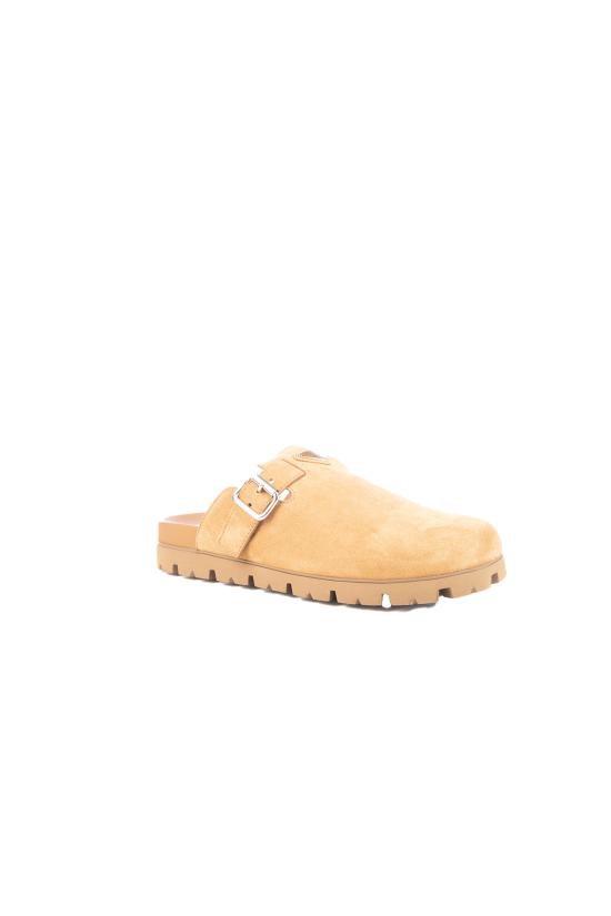 26SS 프라다 스웨이드 사보 뮬 슬리퍼 2S3003FG000054 F0401 CANNELLA - PRADA