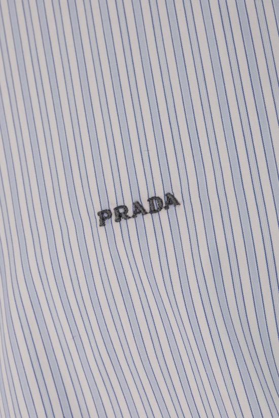 26SS 프라다 긴팔 셔츠 UCN666189F F0X24 AZZURRA - PRADA